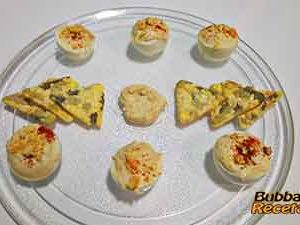 Huevos rellenos con Hummus